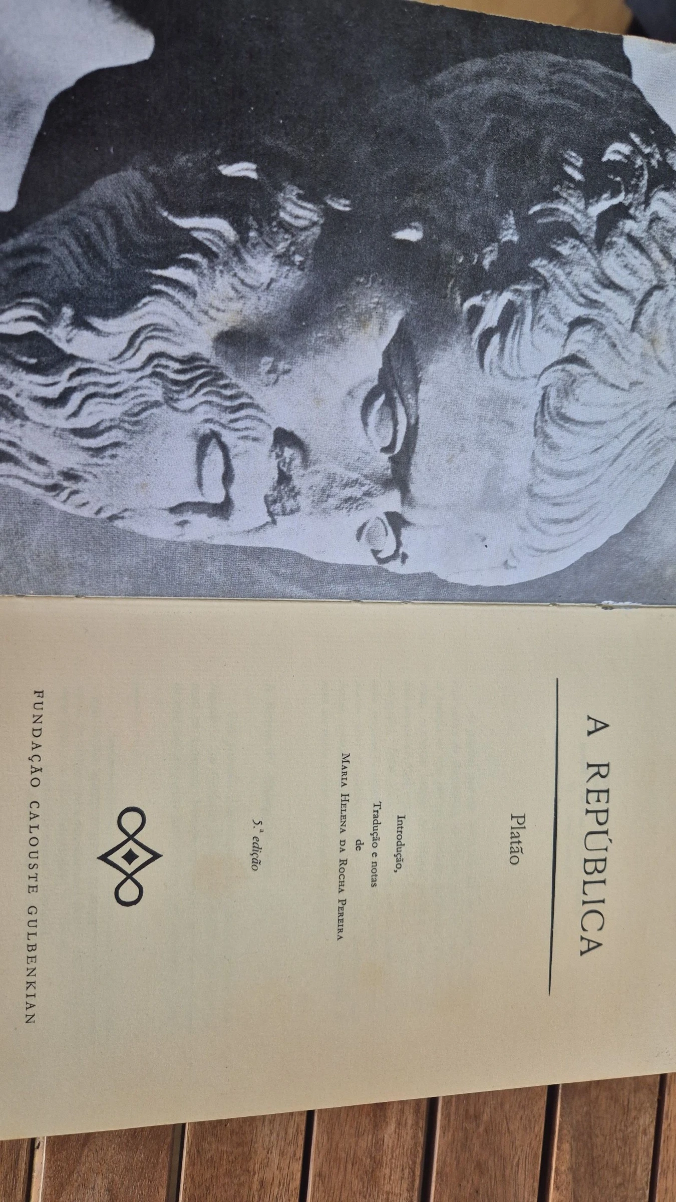 Livro A República de Platão 